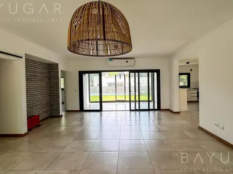 Casa en Venta en Sausalito, USD 219.000