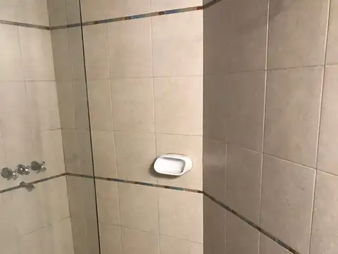 Casa 6 ambientes con 3 baños