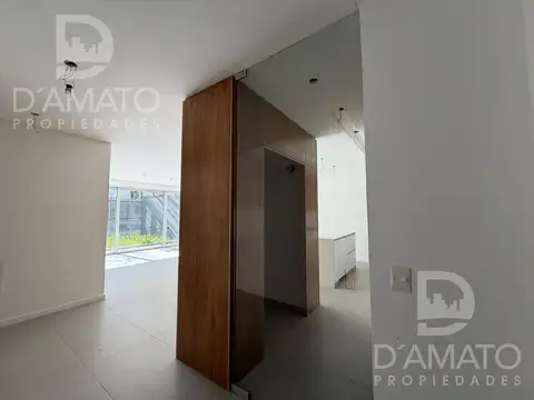 Departamento en Venta con 2 cocheras