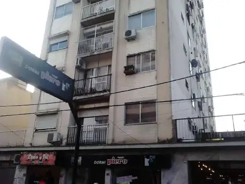 ALQUILER DE DEPARTAMENTO DE 2 AMBIENTES EN CENTRO DE RAMOS MEJIA