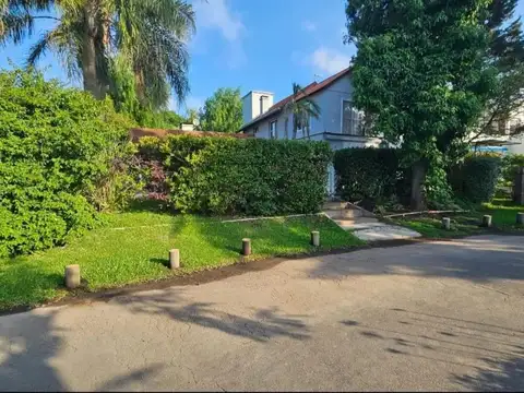 Casa en venta Boat Center con Amarra - excelente estado