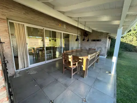 Casa en Alquiler de 3 dormitorios