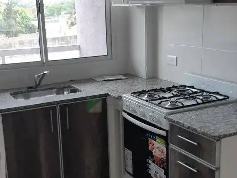 Departamento en Venta en Jose Leon Suarez, USD 69.000