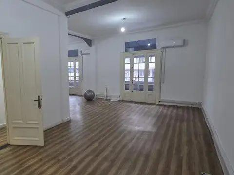 Oficina Monoambiente con 3 baños