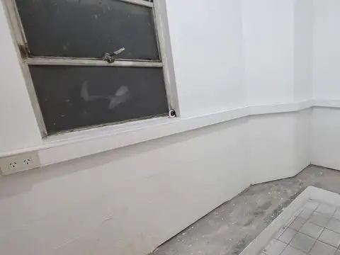 Oficina en Alquiler 80 años