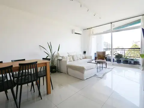 Avenida Luis María Campos 400