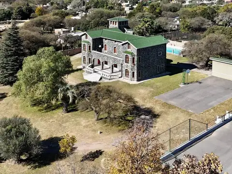 Casa en Venta de 5 dormitorios