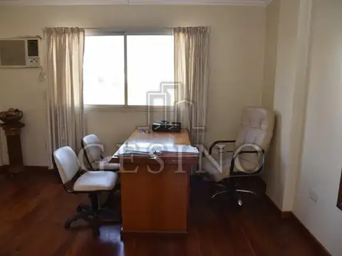 Oficina en Venta 40 años