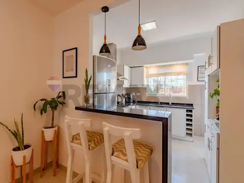 Depto Tipo Casa en Venta 50 años