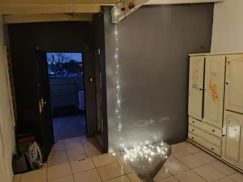 Depto Tipo Casa en Alquiler de 1 dormitorio