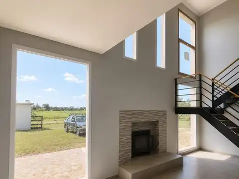 Casa 4 ambientes con 4 baños
