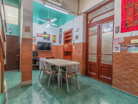 PH de 4 Ambientes con Terraza en Venta. Villa Gral. Mitre