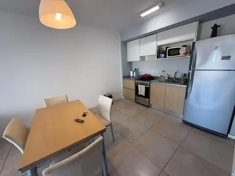Departamento 5 ambientes con 2 baños