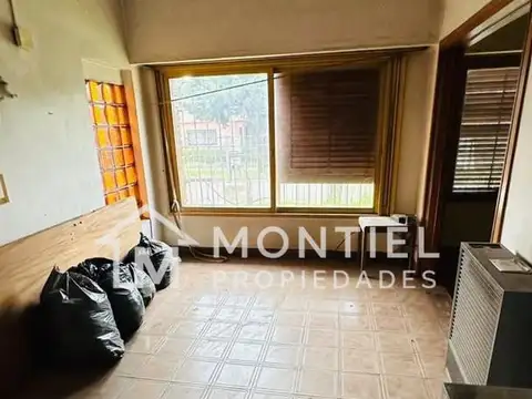 Casa 4 ambientes con 1 baño