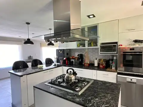 Casa en Venta de 4 dormitorios