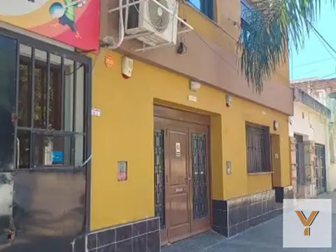 Avellaneda y General Juan B. Bustos