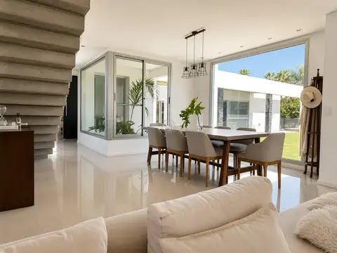 Casa en Venta en La Pradera I, USD 520.000