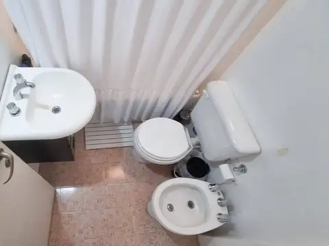 Venta departamento dos ambientes en Beccar