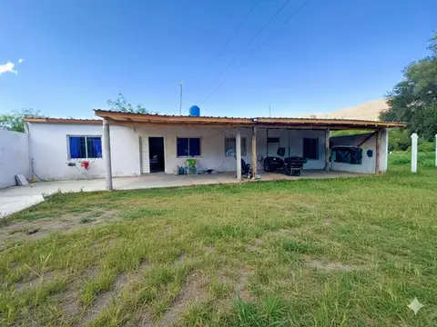 Casa en venta en Las Chacras, Pedanía La Paz