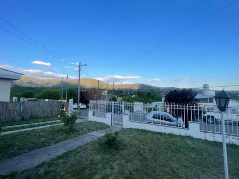 Casa en Venta en La Falda, USD 84.000