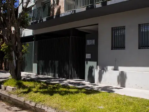 Saenz Peña 900