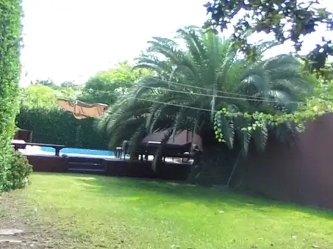 J Diaz De Solis 800