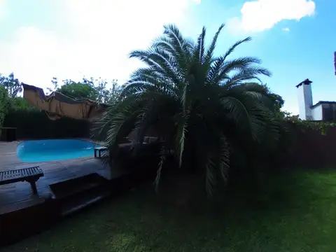 J Diaz De Solis 800