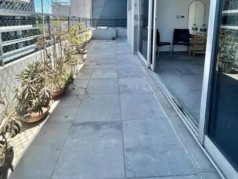 República De Eslovenia 1900, Piso 9