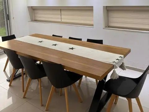 Casa en Alquiler en Funes, USD 3.600