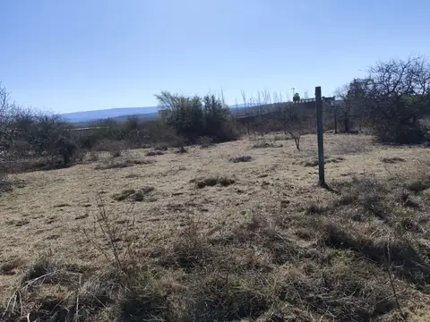 TERRENO EN LOS ESPINILLOS, POTRERO DE GARAY, A 500 METROS DEL LAGO