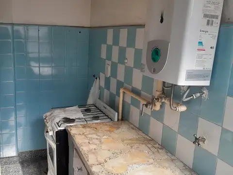 LINDO MONOAMBIENTE EN P.BAJA CON PATIO - muy bien ubicado