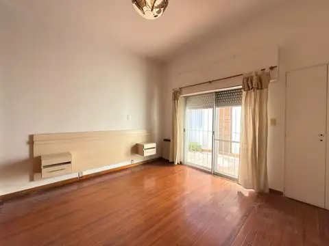 Depto Tipo Casa en Alquiler 40 años