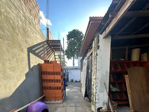Terreno en Venta 25  mts Fondo