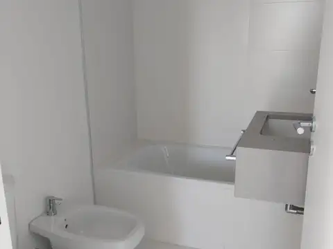 Departamento en Alquiler con 1 cocheras