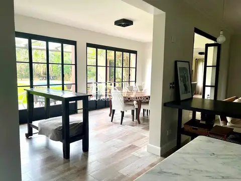 Casa venta 5 ambientes en Ayres De Pilar lote de 840 m2