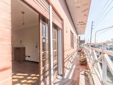 Casa - Venta - Argentina, La Matanza - CARLOS CASARES 5675