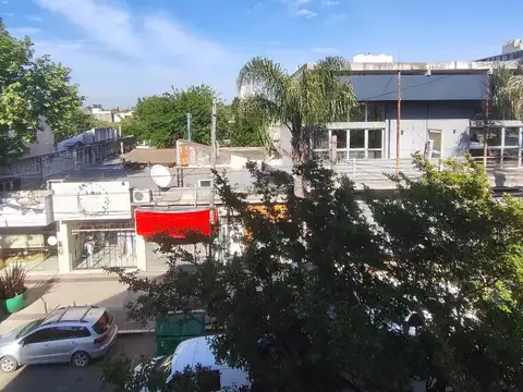 Oficina en Alquiler 60 años