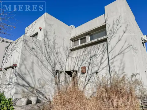 Casa en Alquiler en El Atardecer, USD 2.200