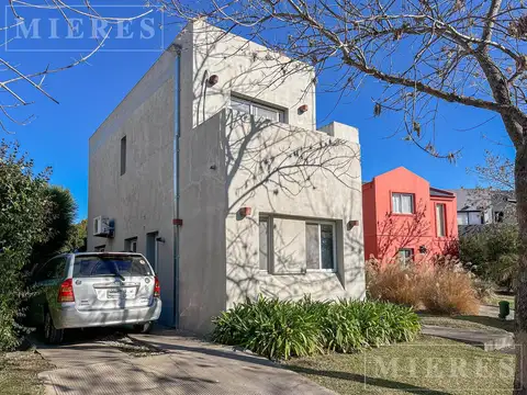 Casa en Alquiler de 3 dormitorios