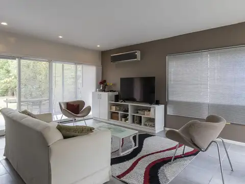 VENTA Casa 4 AMBIENTES en Malibu CANNING