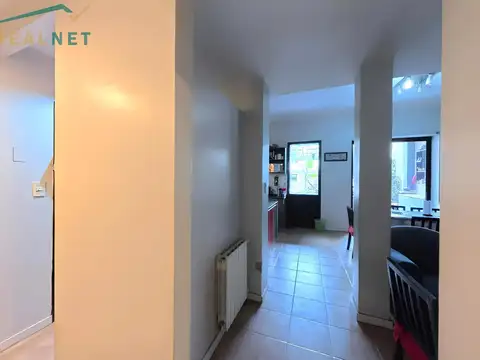 CASA EN VENTA BARRIO AGRONOMIA - TODO EN UNA PROPIEDAD EQUIVALENTE A DOS CASAS CON JARDIN Y QUINCHO