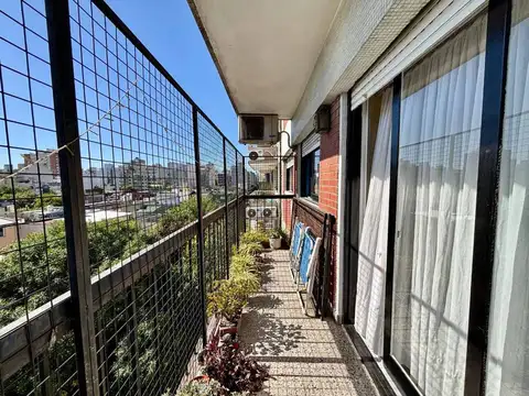 VENTA DEPTO 4 AMBIENTES + DEPENDENCIA VILLA CRESPO