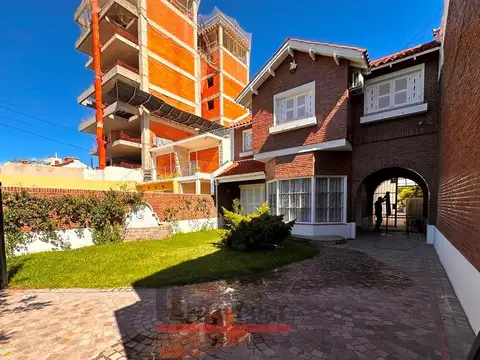 Casa en Alquiler en Bahia Blanca, USD 3.500