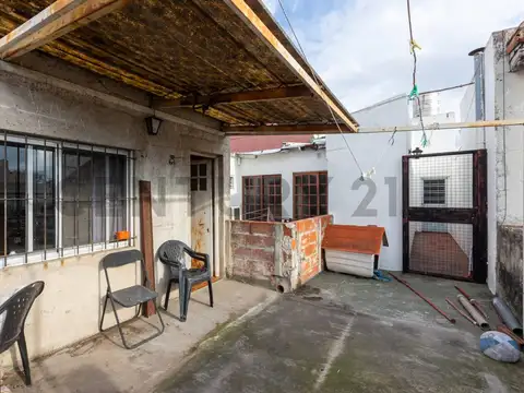 Esteban Echeverria 6400, Piso 0