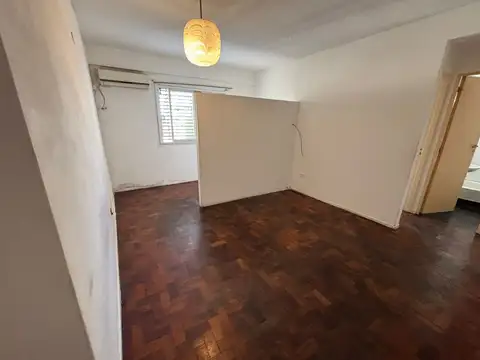 Carlos Calvo 3500, Piso 4