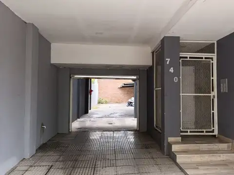 COCHERA CUBIERTO - PORTON AUTOMATICO