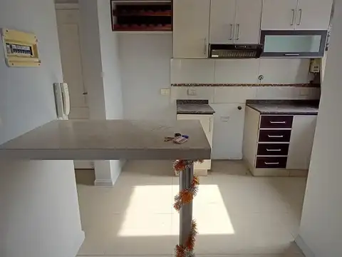 Departamento en Alquiler con 1 cocheras