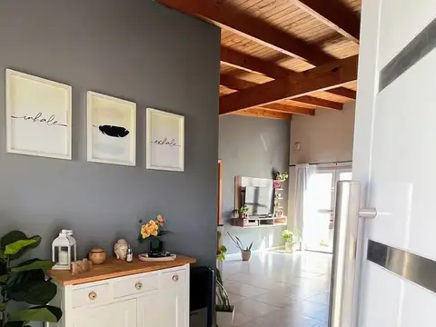 Casa 4 ambientes con 1 baño