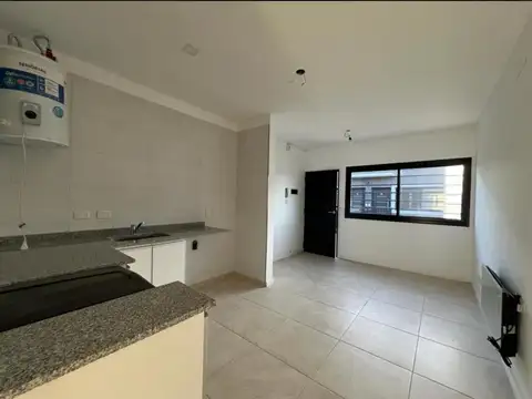 Departamento en Alquiler en Campana, $ 650.000