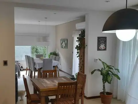 Casa en Venta en San Gabriel, USD 365.000